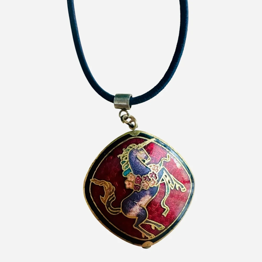 VNTG Red Gold Enamel Cloisonne Horse Unicorn Double Sided Pendant Cord Necklace